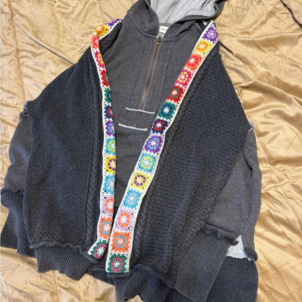 🖤 POL Crochet Trim Hooded Cardigan Jacket – Size Large